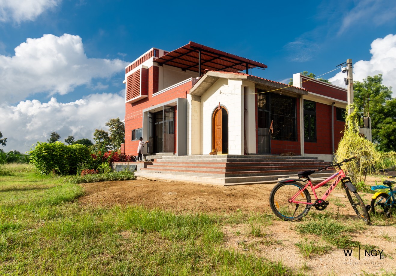 Farmhouse — image 1