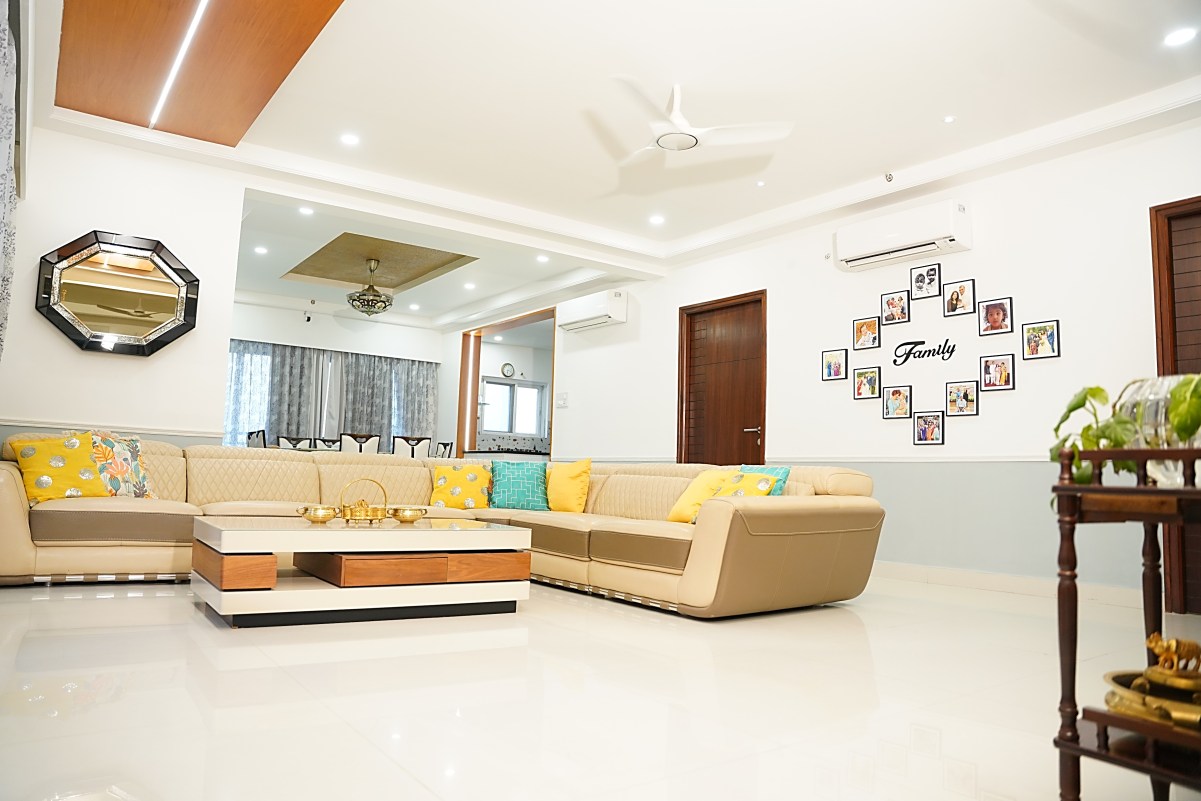Movie Towers Flat — image 1