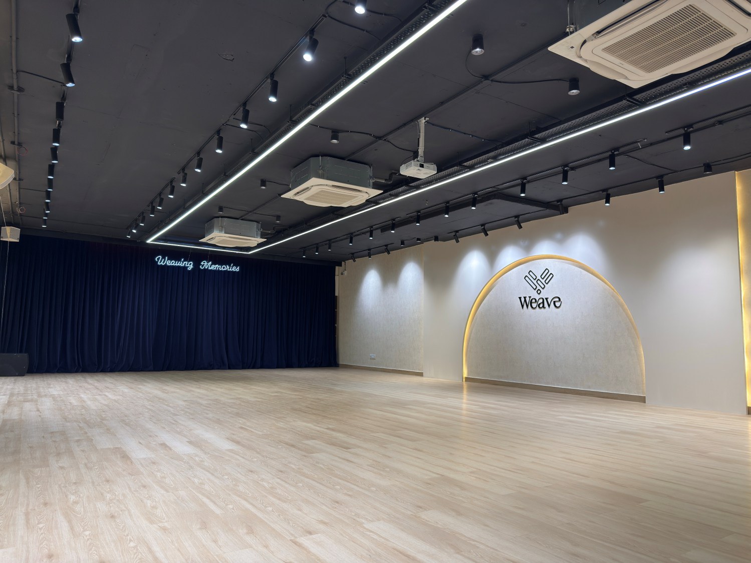 Studio Weave — image 1